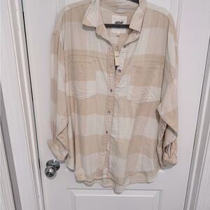 NWT Aerie Cream Plaid Long Sleeve Shirt